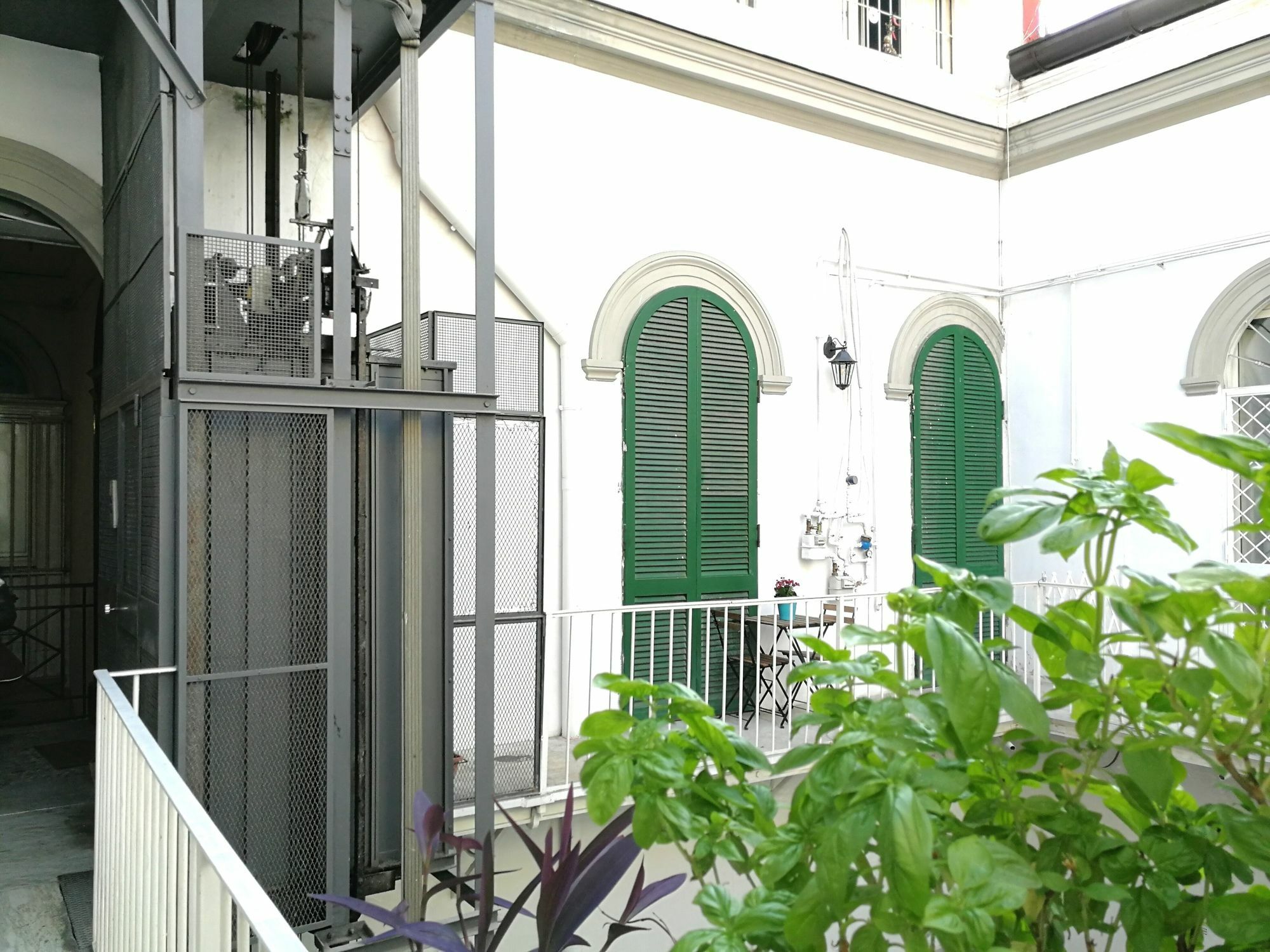 Toledostation B&B Napoli Esterno foto